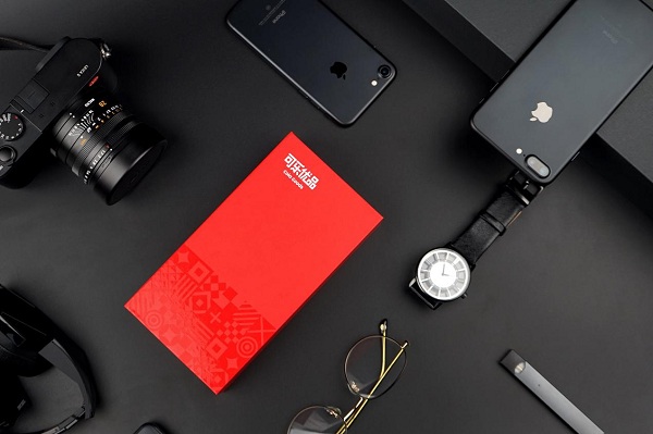 神秘小红盒:可乐优品发布国内首个二手手机品