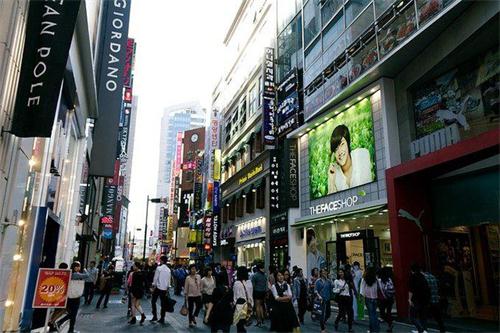 免税店购物新趋势：享受价格优势与品质服务的魅力