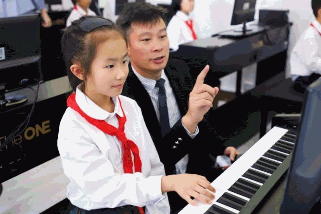 走进专属音乐殿堂：个性化定制三角钢琴的潮流与趋势